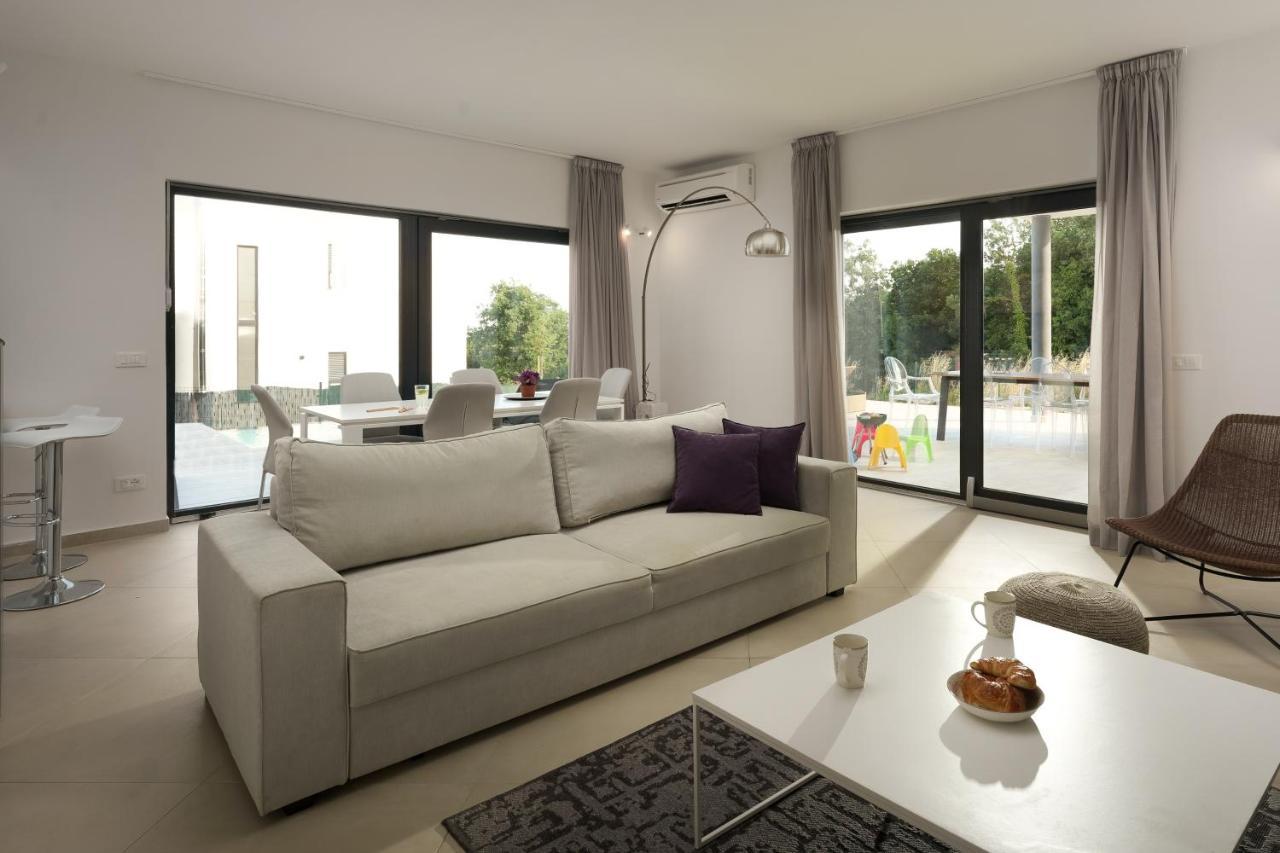 Sea View Villa Cala Royal Krnica Ngoại thất bức ảnh