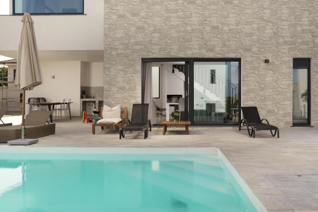 Sea View Villa Cala Royal Krnica Ngoại thất bức ảnh
