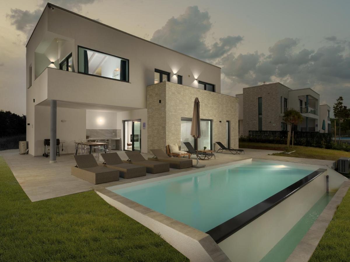 Sea View Villa Cala Royal Krnica Ngoại thất bức ảnh